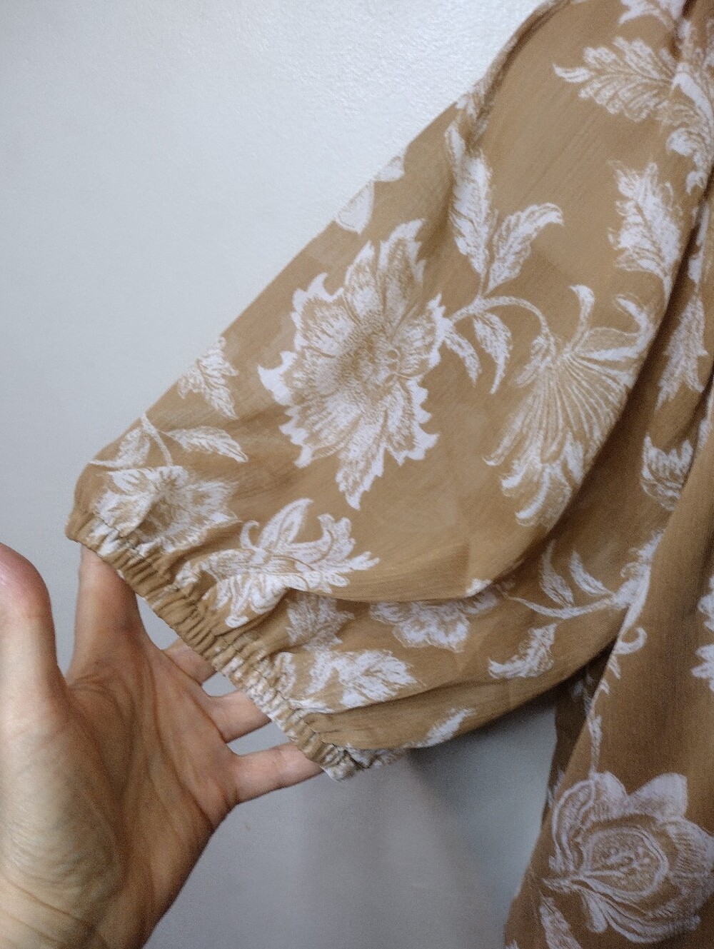 LOFT Tan & White Floral Chiffon Peasant Style Blouse - Picture 3 of 10